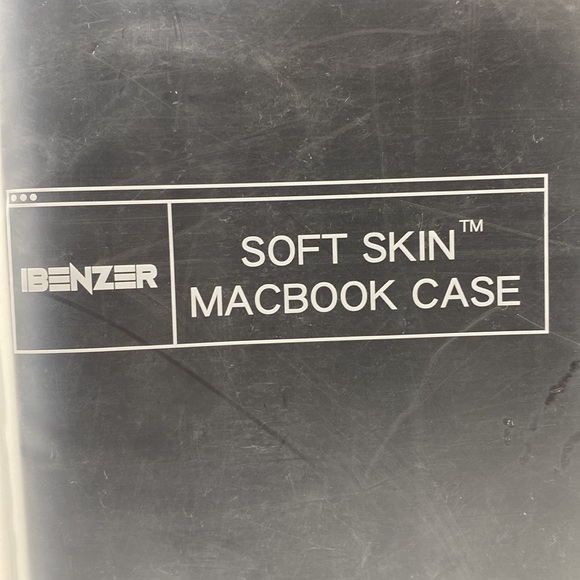 iBenzer 2 in 1 So...66 Macbook Case - Picture 7 of 10